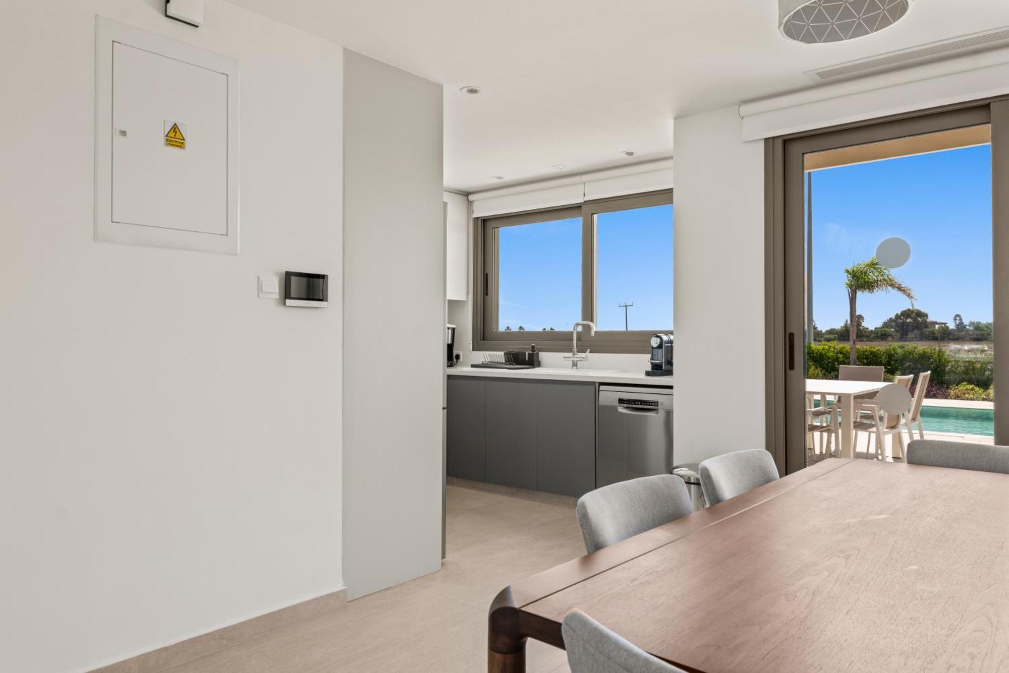 Serenity Waves Villa 16 Larnaca Exterior foto