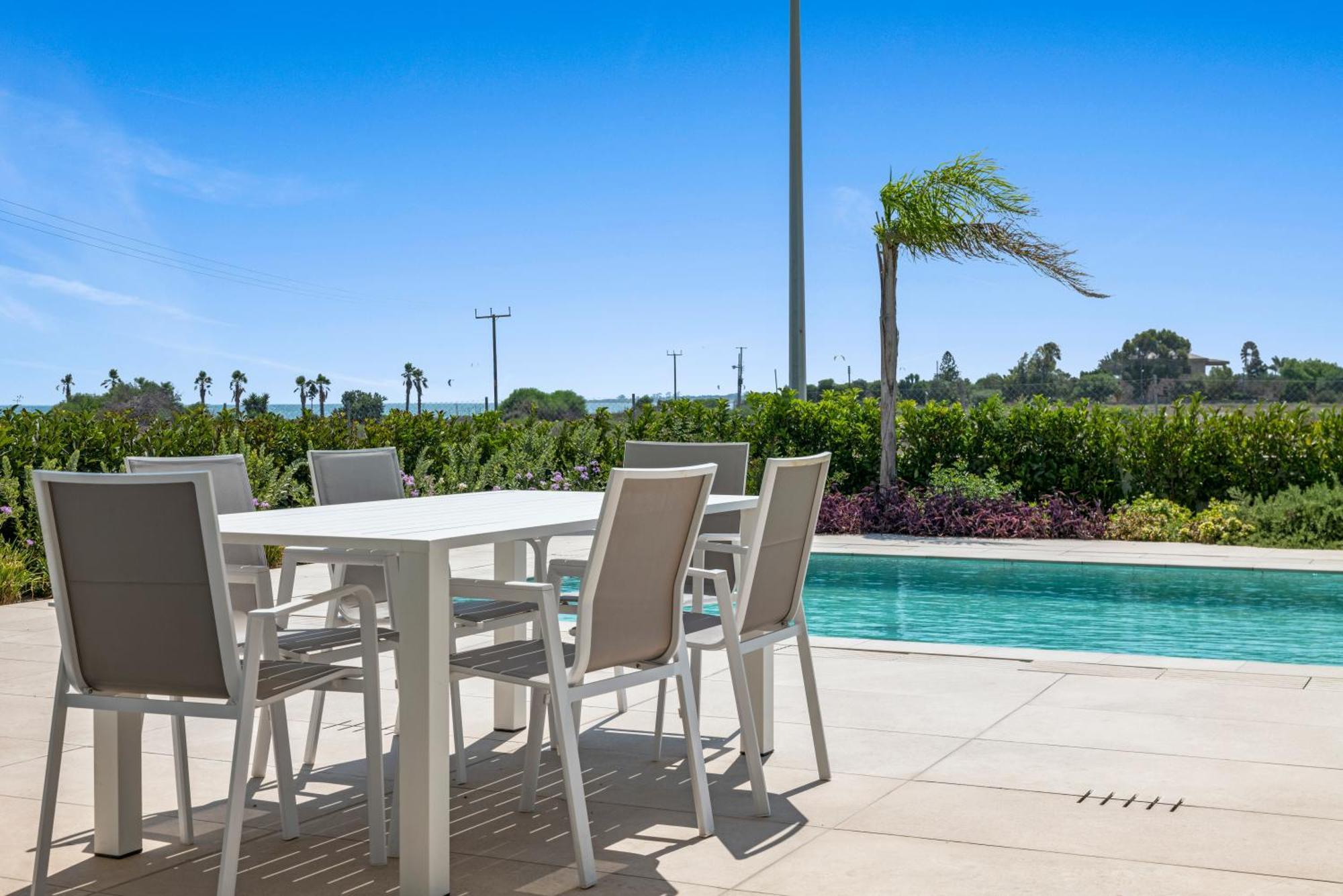 Serenity Waves Villa 16 Larnaca Exterior foto